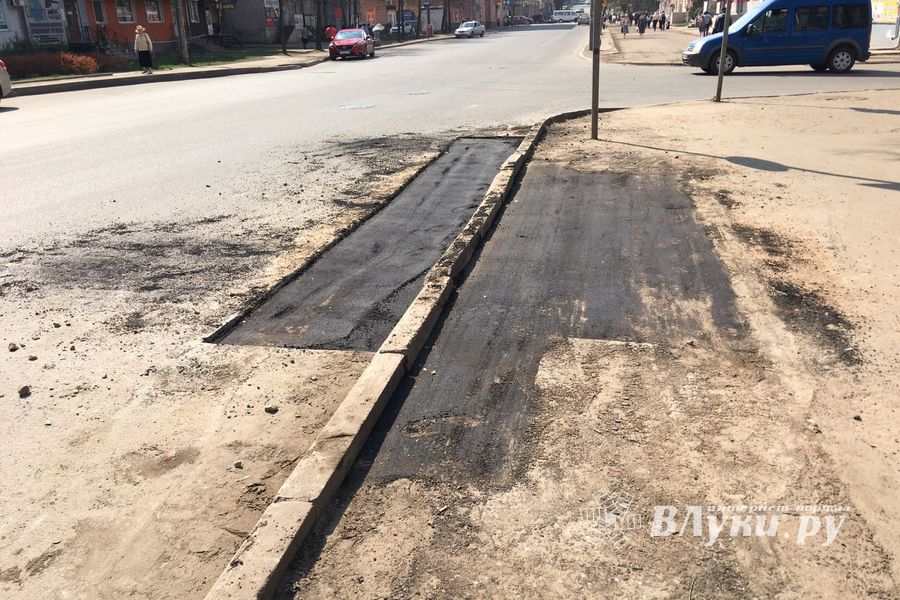 Следы аварии на пр. Октябрьском исчезли (ФОТО)