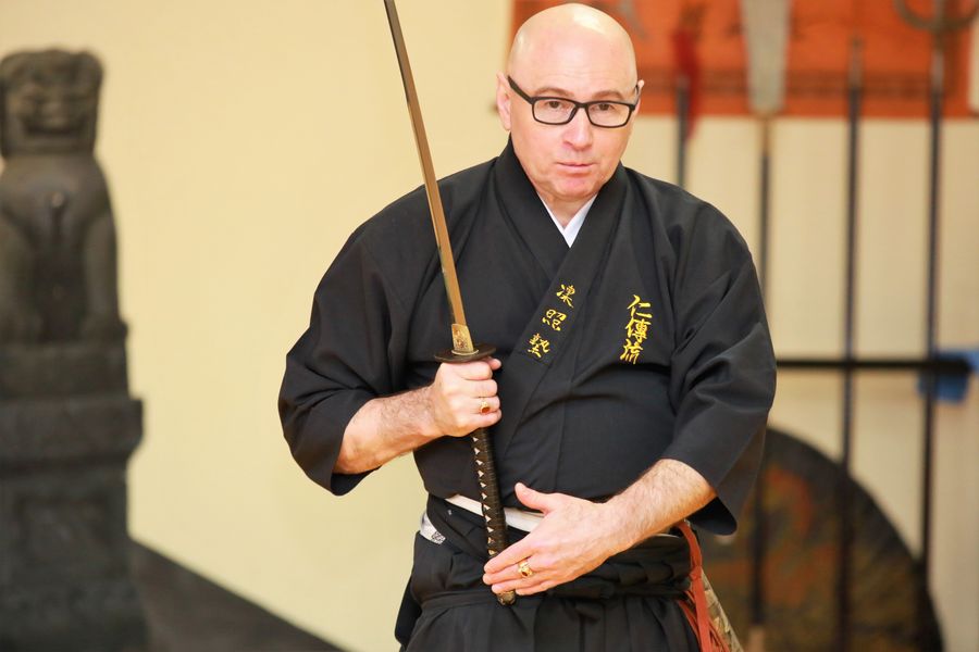 Великолукские последователи иайдзюцу выдержали сложный экзамен (ФОТО)