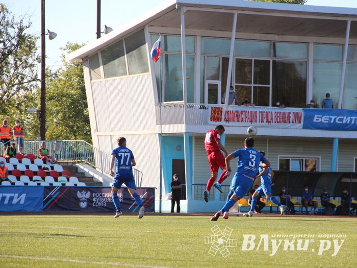 Футбол (ФОТО)