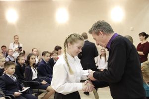 В великолукской школе № 13 чествовали лучших в спорте и учебе (ФОТО)