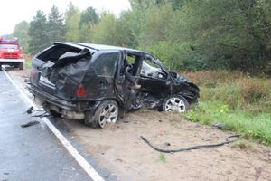 На трассе Псков — Гдов произошло смертельное ДТП (ФОТО)