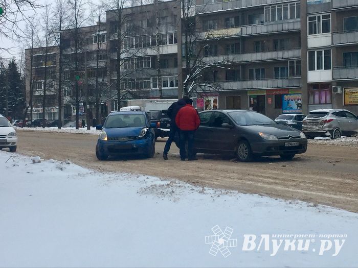 ДТП на проспекте Гагарина (ФОТО)