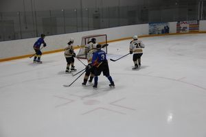 Великолукские хоккеисты одержали победу на домашнем льду (ФОТО)