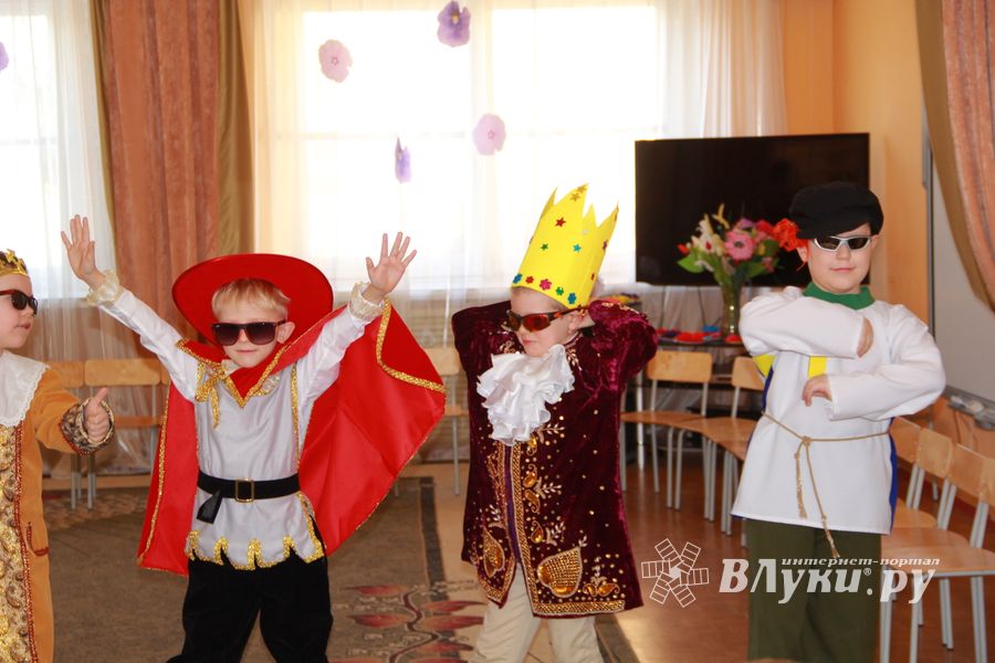 8 марта в саду 26