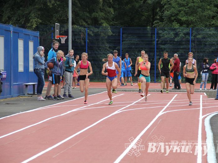 Открытие физкультурно-оздоровительного комплекса в Великих Луках (фото)