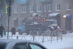 Великие Луки заносит снегом (фото)