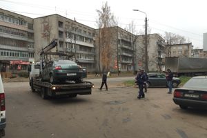 В Великих Луках по проспекту Гагарина произошло ДТП (фото)