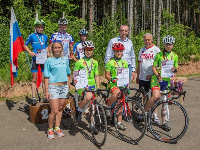 В Великих Луках прошел велопарад (ФОТО)