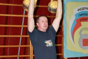 В Великих Луках состоялся Чемпионат по гиревому спорту (фото)