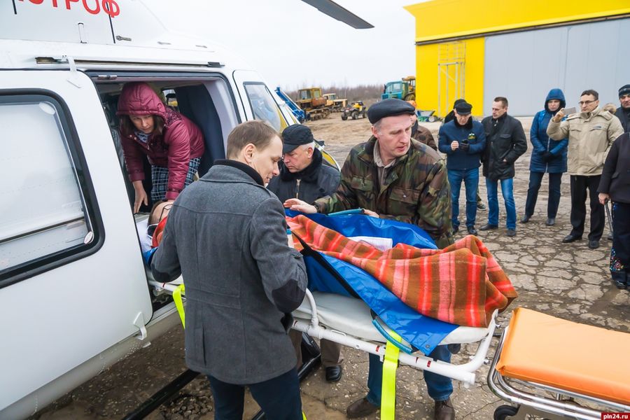 Михаил Ведерников: Псковская область будет расширять парк летающих реанимобилей