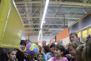 Торговый центр «Апельсин» отметил День рождения