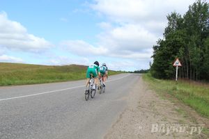 ВЛуки.ру: Состоялся Чемпионат и Первенство России среди девушек по велоспорту в парной гонке.