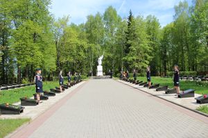 В Великих Луках прошел торжественный митинг в честь 9 мая (ФОТО)