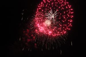 Огненные шоу состоялись над Ловатью (ФОТО)