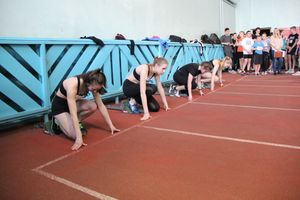 В Великих Луках легкоатлеты закрывают зимний сезон (ФОТО)