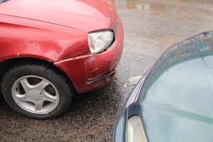 Водители из Питера и Торопца столкнулись в Великих Луках (ФОТО)