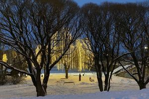 Великие Луки продолжают украшать к Новому году (ФОТО)