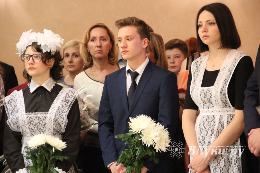 В школе №13 прошел «Последний звонок» (ФОТО)