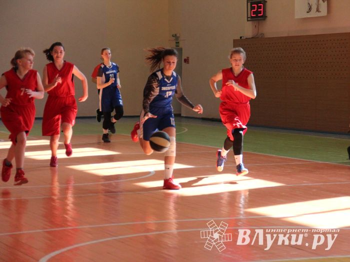 Великолучанки стали победителями областной Спартакиады по баскетболу (ФОТО)
