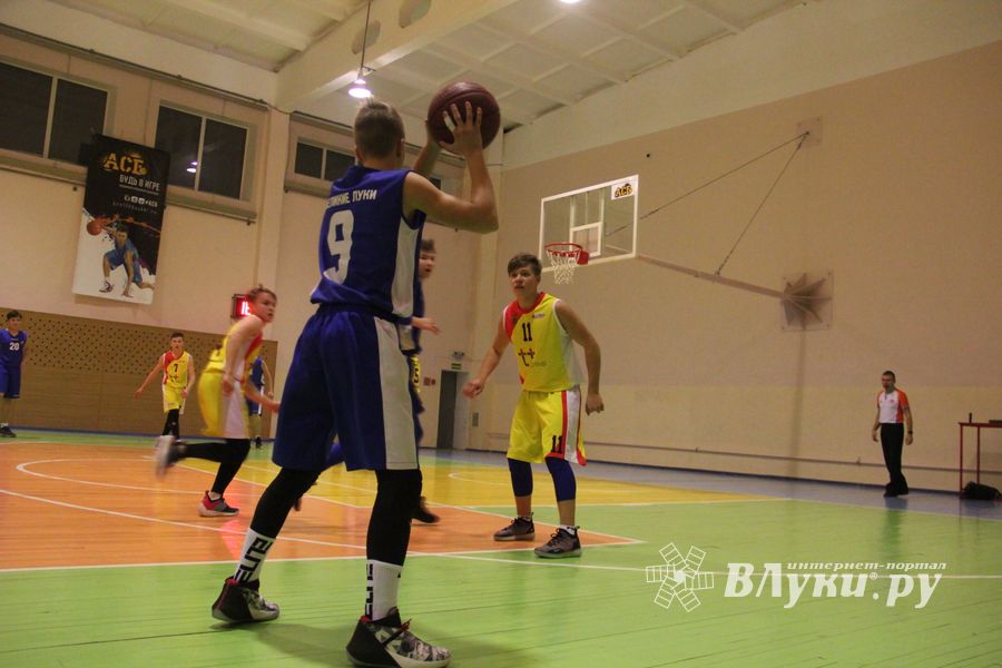 Великолукские баскетболисты сразятся за золото Международного турнира (ФОТО) (0+)