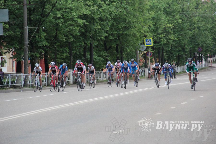 Гонка-критериум по велосипедному спорту