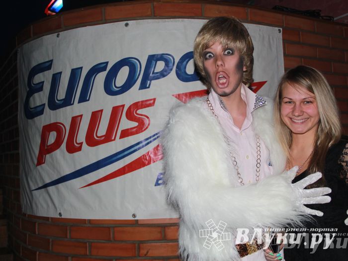 Радиостанции «Авторадио Великие Луки» и «Европа Плюс Великие Луки» отметили свой профессиональный праздник (фото)