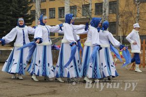 Гуляния широкой великолукской Масленицы
