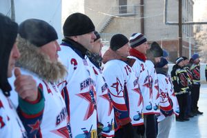 Великолукские хоккеисты разгромили гостей (фото)