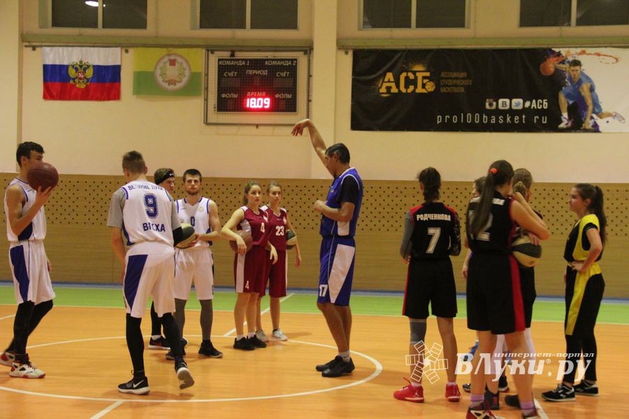 В ВГСХА прошёл мастер-класс по баскетболу (ФОТО)