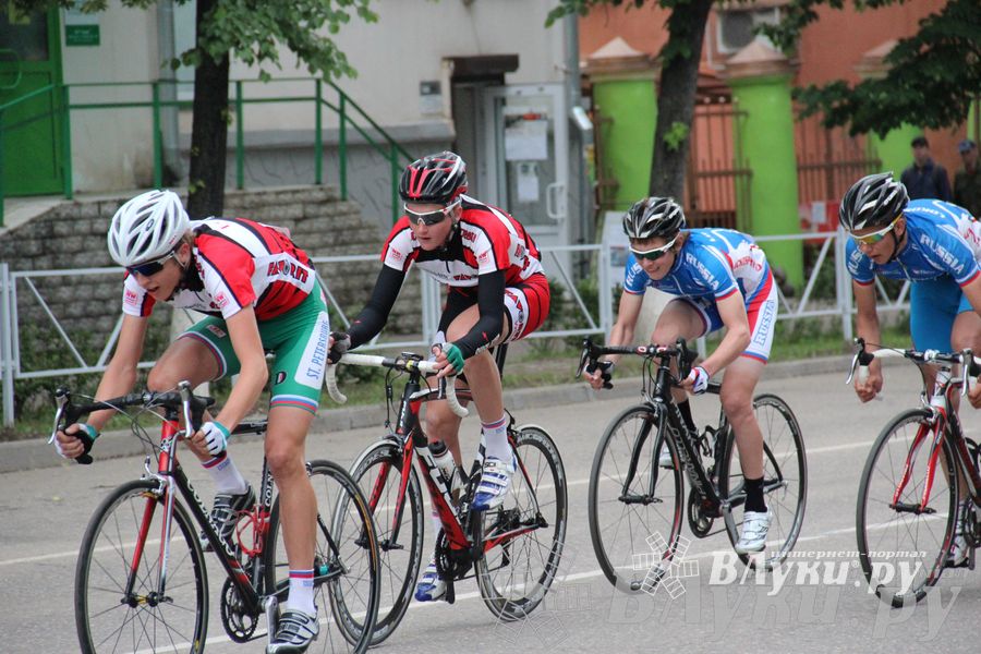 Гонка-критериум по велосипедному спорту