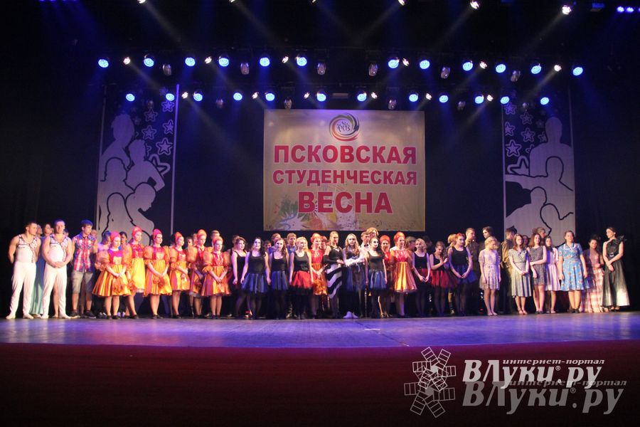 Великолучанка примет участие во всероссийской «Студенческой весне-2015» во Владивостоке