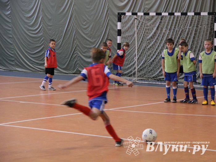 Новогодний футбол