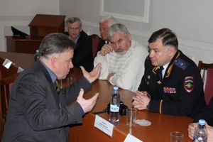 В Печорах состоялась акция «Спроси у полиции!» (фото)