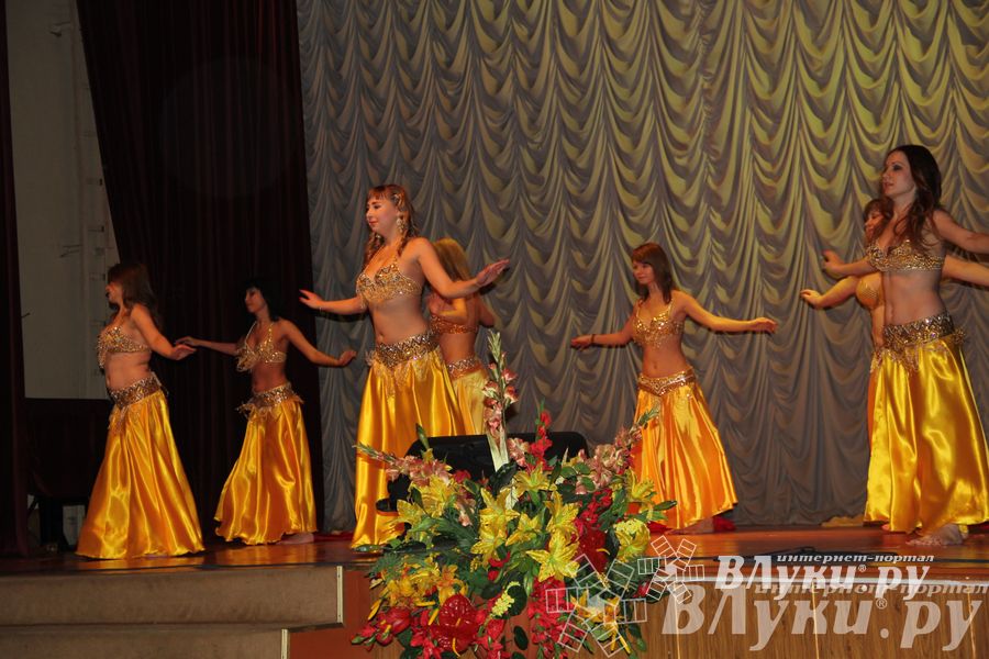 Танцевальный концерт «Восточные краски осени» прошел в музыкальной школе