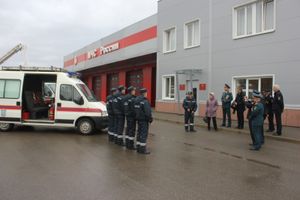 25 лет дружбы между пожарными Пскова и Нойса (фото)