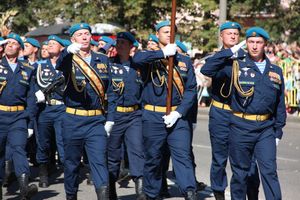 Военный парад в Великих Луках, часть II (ФОТО)