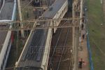 На Рижском вокзале Москвы два вагона сошли с рельсов (фото)