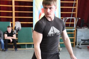 Первенство по русскому жиму штанги и силе хвата прошло в Великих Луках