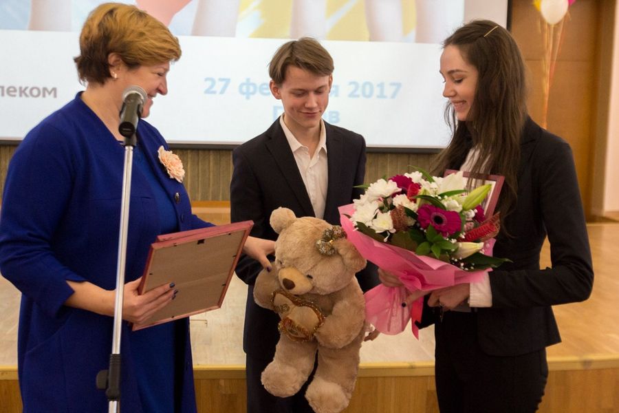 Андрей Турчак поблагодарил приемных родителей за любовь и тепло, которые они дарят детям (ФОТО)