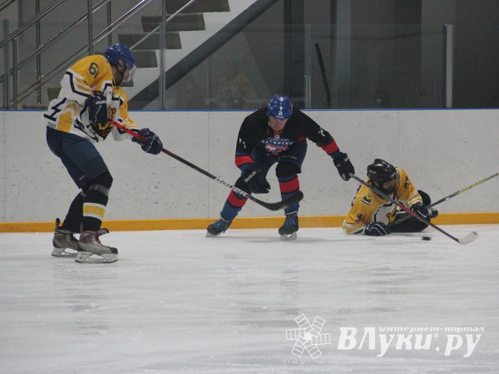 Великолукский «Экспресс» одержал победу в игре с псковскими «Медведями» (ФОТО)