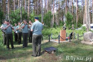 Торжественная церемония закладки Камня Памяти у деревни Каськово