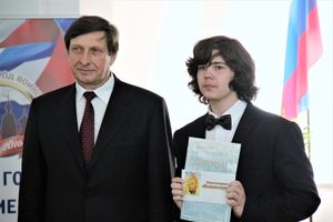 Лучших выпускников Великих Лук наградили «Золотыми парусами» (ФОТО)