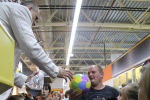 Торговый центр «Апельсин» отметил День рождения