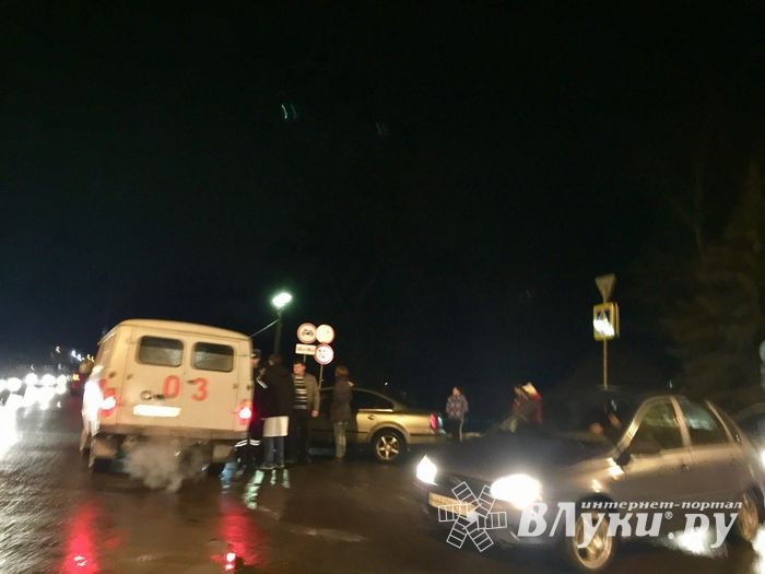 В Великих Луках автоледи сбила велосипедиста (ФОТО)