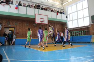 В Великих Луках прошёл дивизиональный этап лиги «КЭС-БАСКЕТ» (ФОТО)