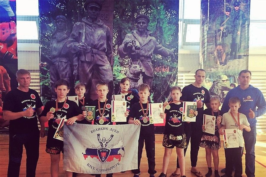 ​Воспитанники СК «ШТОРМ» приняли участие в Чемпионате и Первенстве г. Пскова по кикбоксингу (ФОТО)