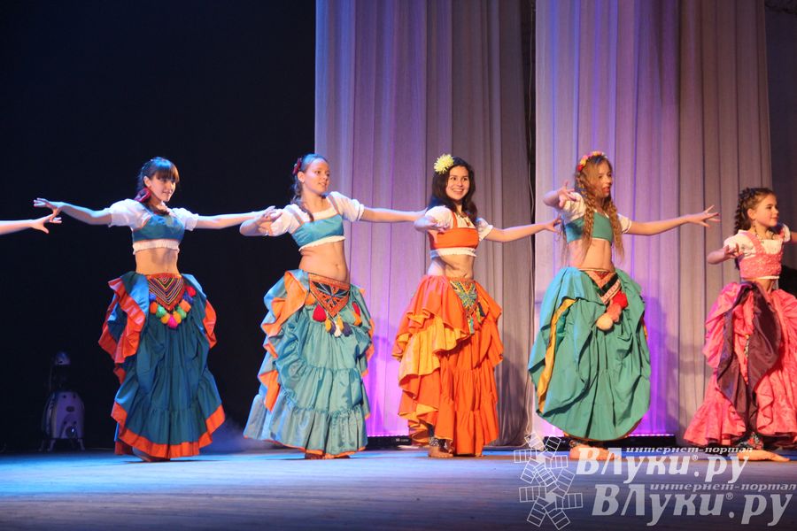 Фестиваль восточного танца «Мафраш» прошел в Великих Луках (фото)