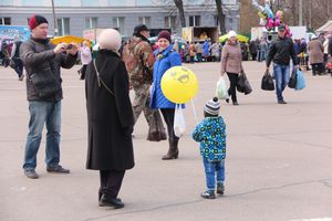 В Великих Луках проходит Весенняя ярмарка