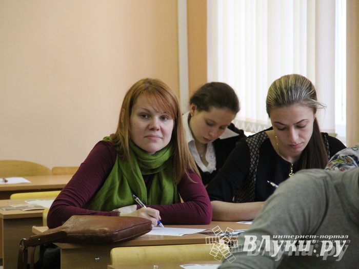 В Великих Луках написали тотальный диктант