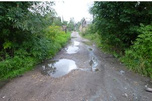 Великолучане жалуются на «непроходимость» улицы Угольная (ФОТО)